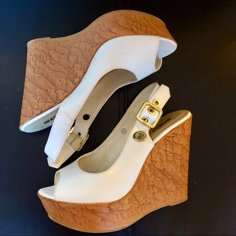 White wedges